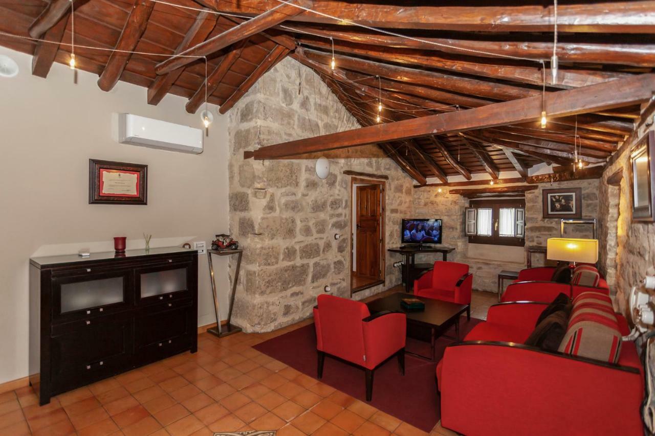 Alojamiento Rural "El Torreon" Sabiote Exterior foto